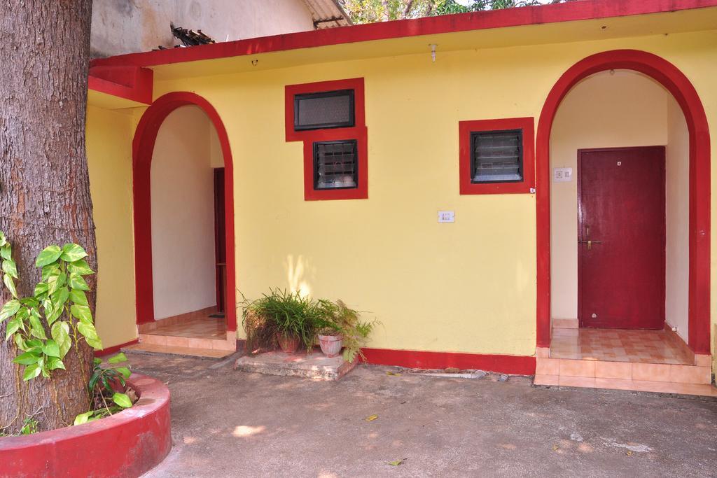 Castelinho'S Home Away From Home أنجونا الغرفة الصورة