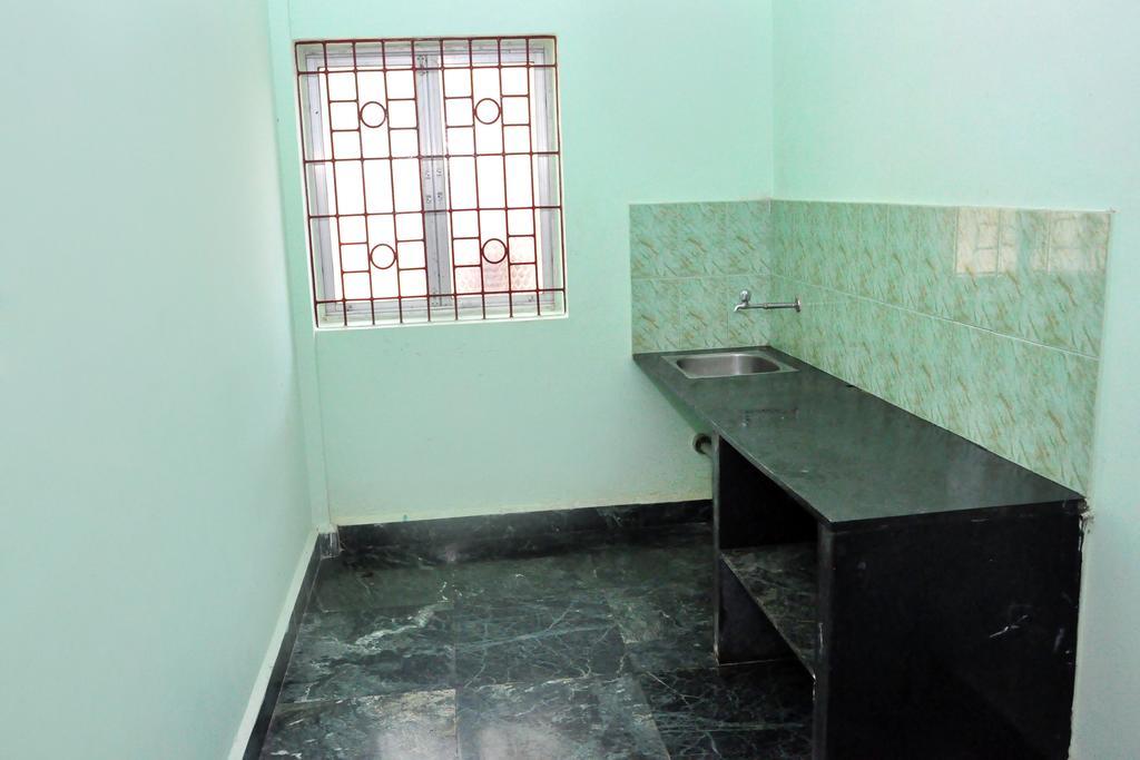 Castelinho'S Home Away From Home أنجونا الغرفة الصورة