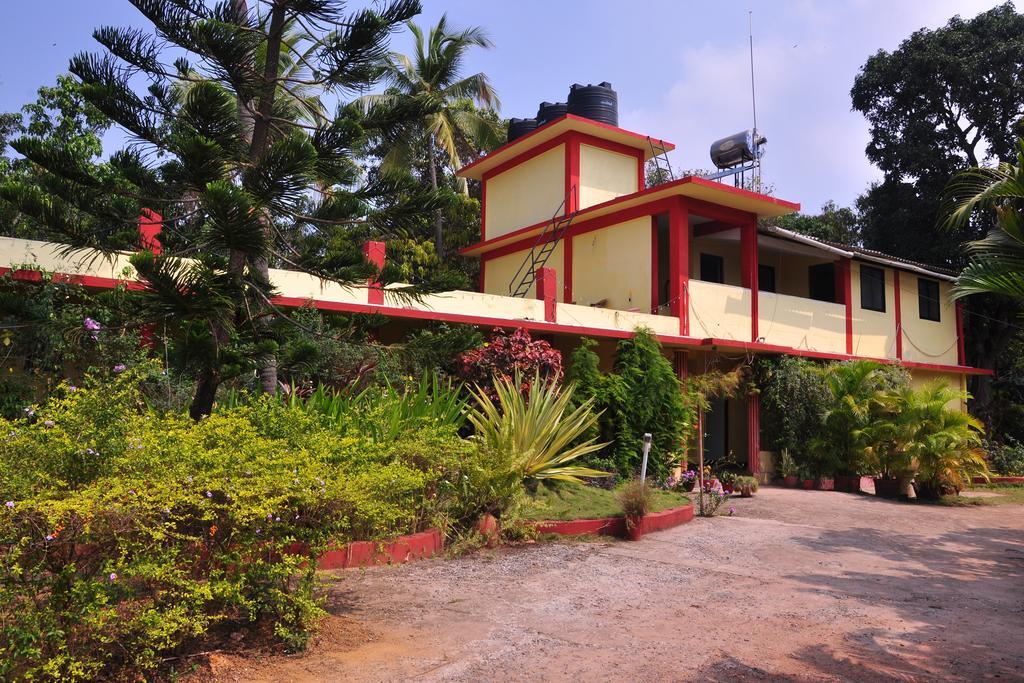 Castelinho'S Home Away From Home أنجونا المظهر الخارجي الصورة
