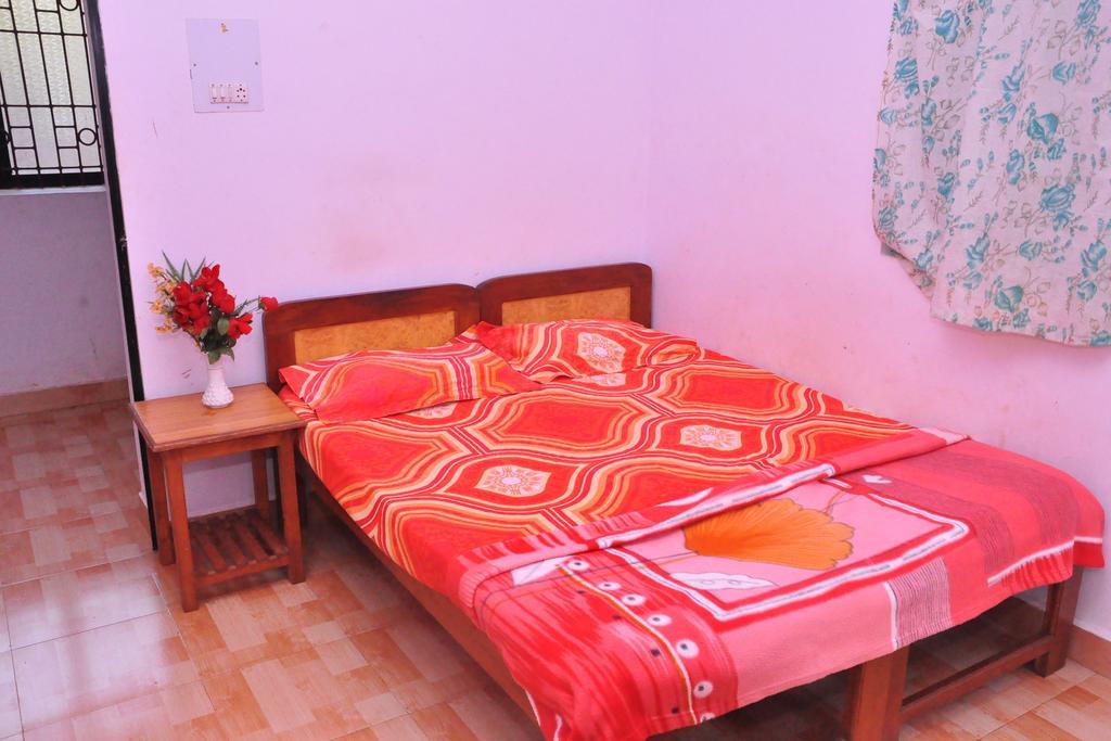 Castelinho'S Home Away From Home أنجونا الغرفة الصورة